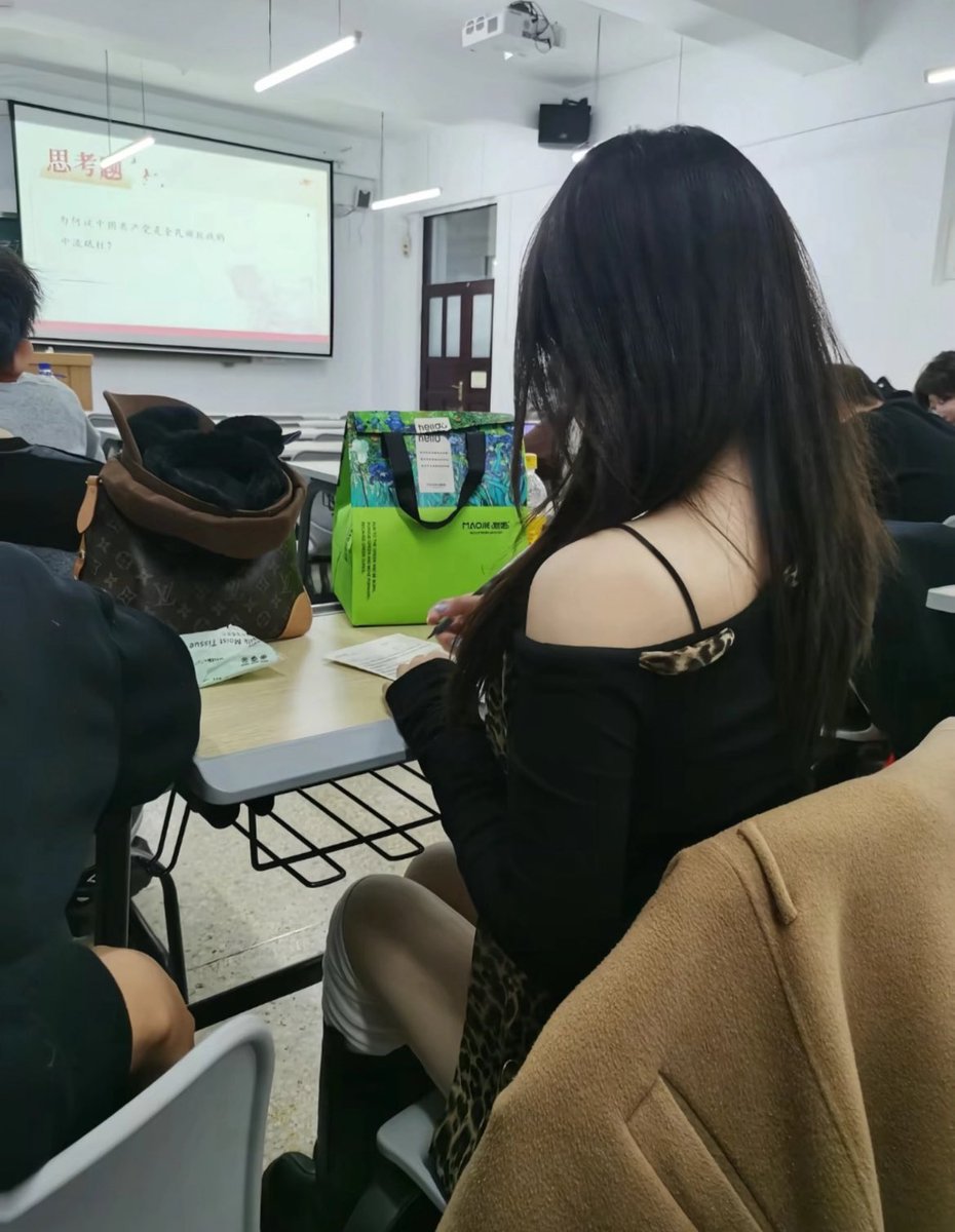 兰州💋小铃铛 tweet media