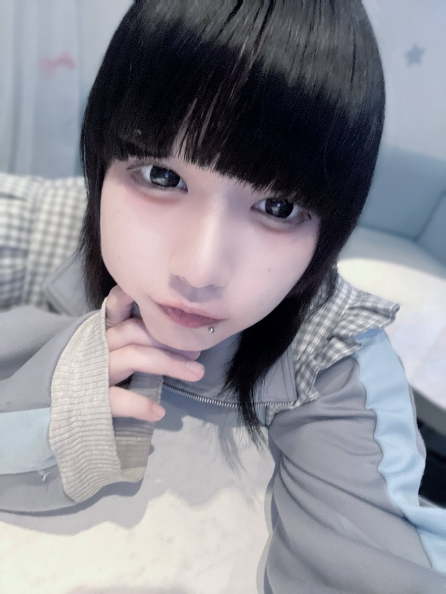 ふらっと概念ちゃん 4/25生誕卒業 tweet media