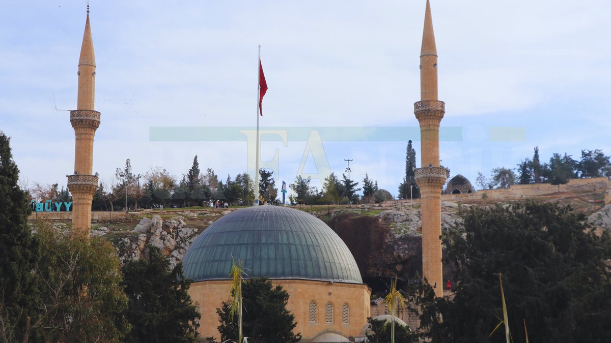 Şanlıurfa'da Sağlıkta Yeni Dönem Mi Başlıyor? Müteşebbisler Şehre Davet Edildi
DETAYLAR👇👇👇
urfanatik.com/sanliurfa-sura…
<a href="/suraurfa/">Şanlıurfa Şûrâsı</a>