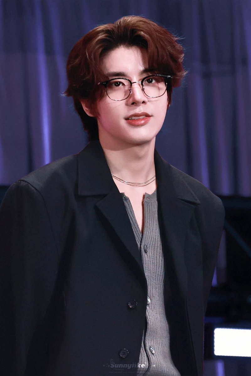 Sunnyiike tweet media