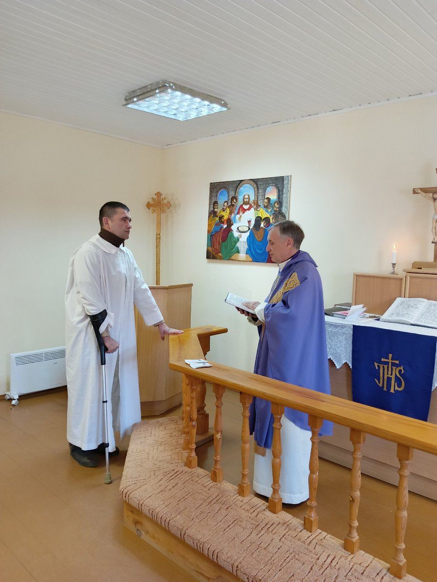 LutherRus_Blog's tweet photo. Palm Sunday Worship service and Confirmation of Timur at St. Mark's Lutheran Church of Velikie Luki ⛪🌿📃

Богослужение в Вербное воскресенье и конфирмация Тимура в приходе св. Марка, Великие Луки ⛪🌿📃 https://t.co/7cqpwBGRTG