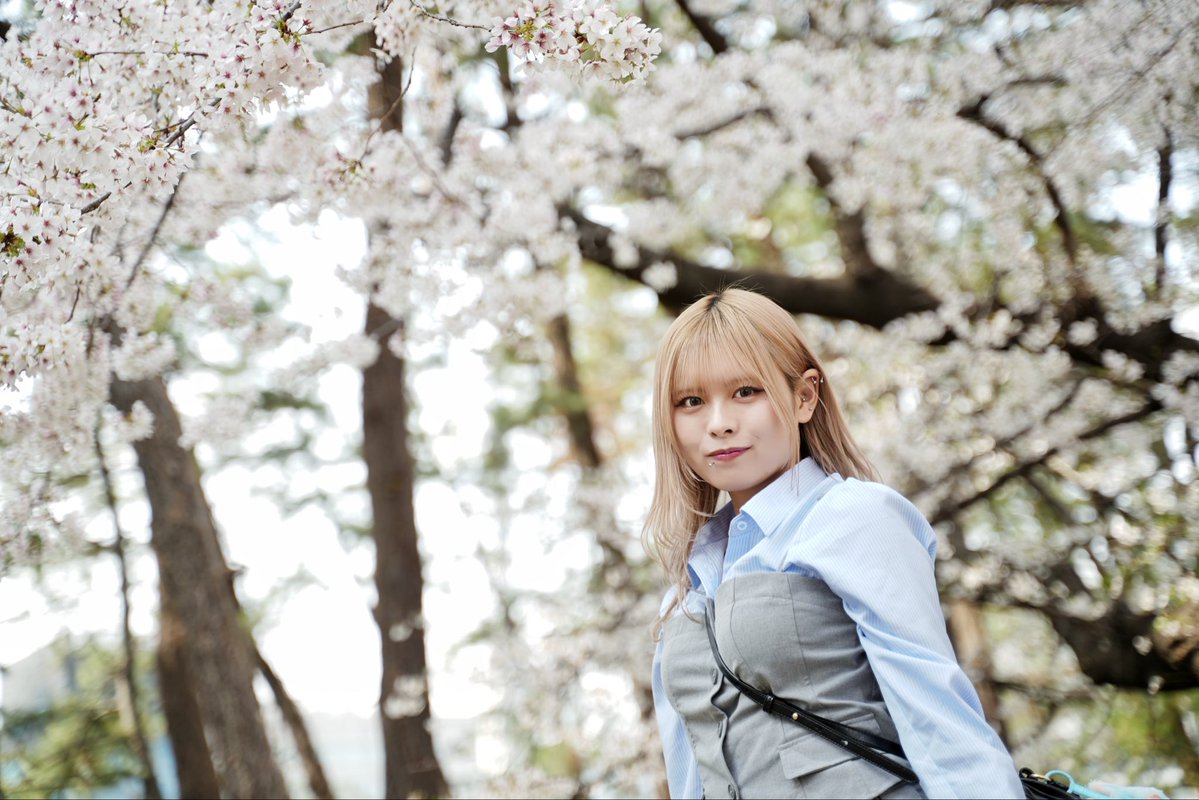 INO 🐤🍨 tweet media