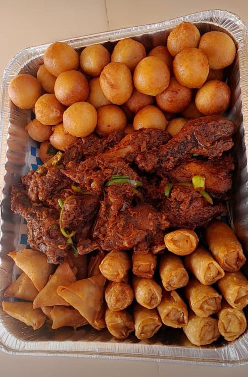 ABUJA SMALL CHOPS AND GRILLS 🍔🌭🍤🥟🧇🍩 tweet media