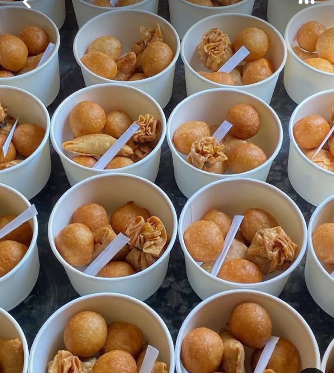 ABUJA SMALL CHOPS AND GRILLS 🍔🌭🍤🥟🧇🍩 tweet media