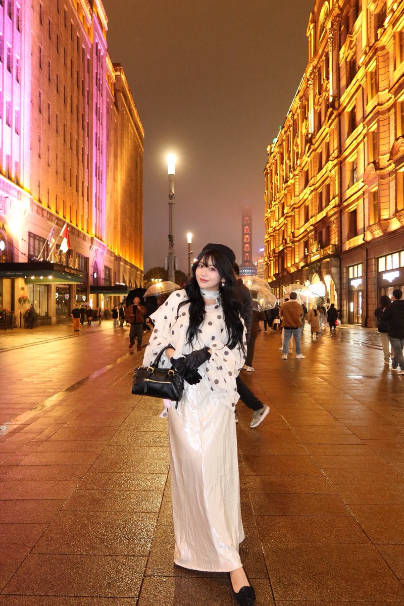 やしろなな tweet media