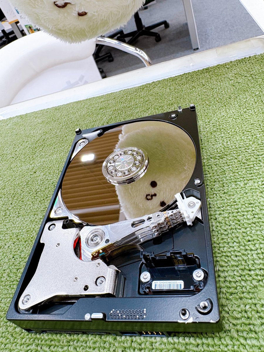 ap_owariasahi's tweet image. 正解者多数で凄いです！！答えは左がREDでした！！
お次はこちら！！WDの何色か分かる人は挙手✋
#WD #PCパーツ #自作PC