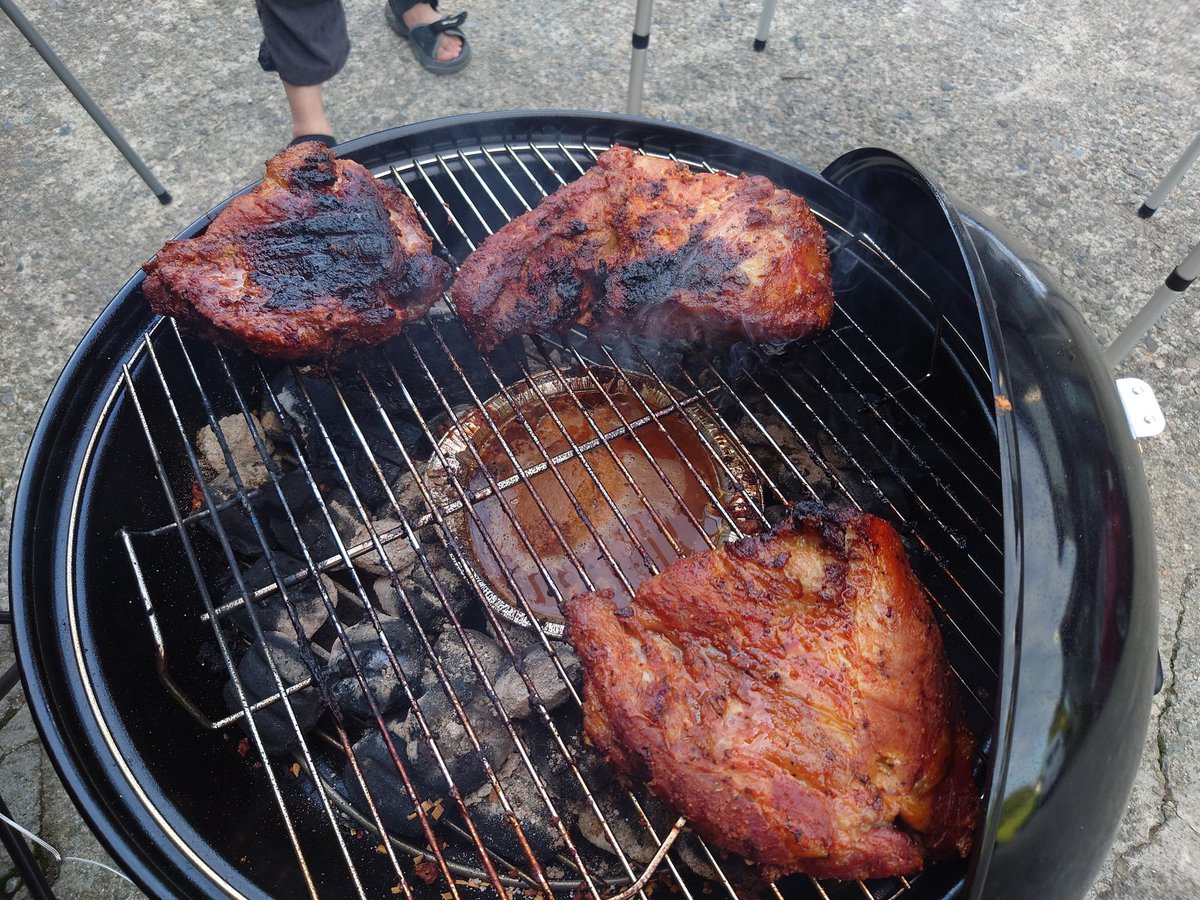 イセス tweet media