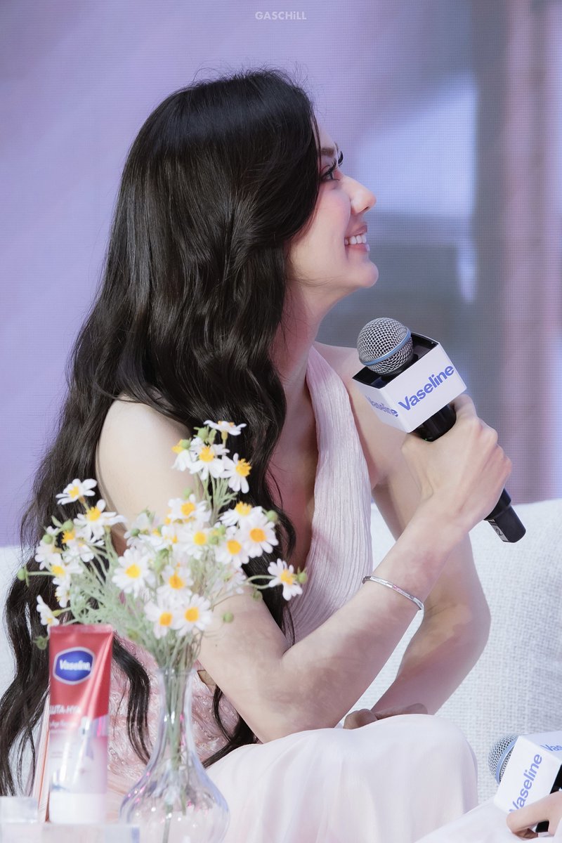🦋

#LalinaLena #ลีน่าลลินา