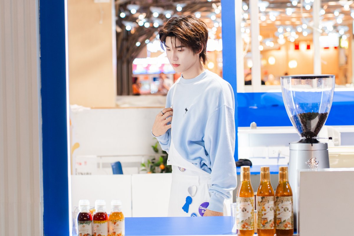 Sunforest_th's tweet photo. #SUNFORESTxTEETEE https://t.co/rNjsLIn5Gg