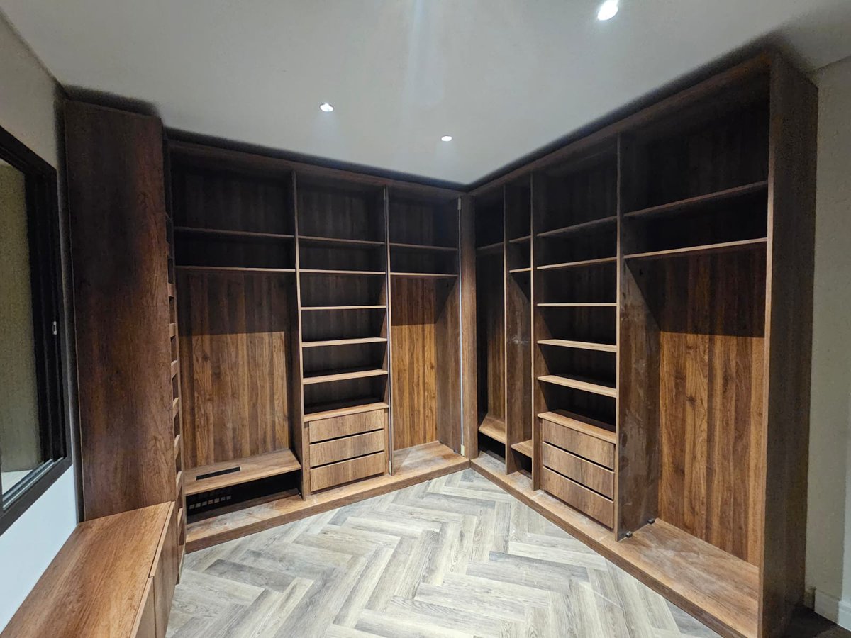 مصـنع خزائن الكيان لـلاثـاث tweet media