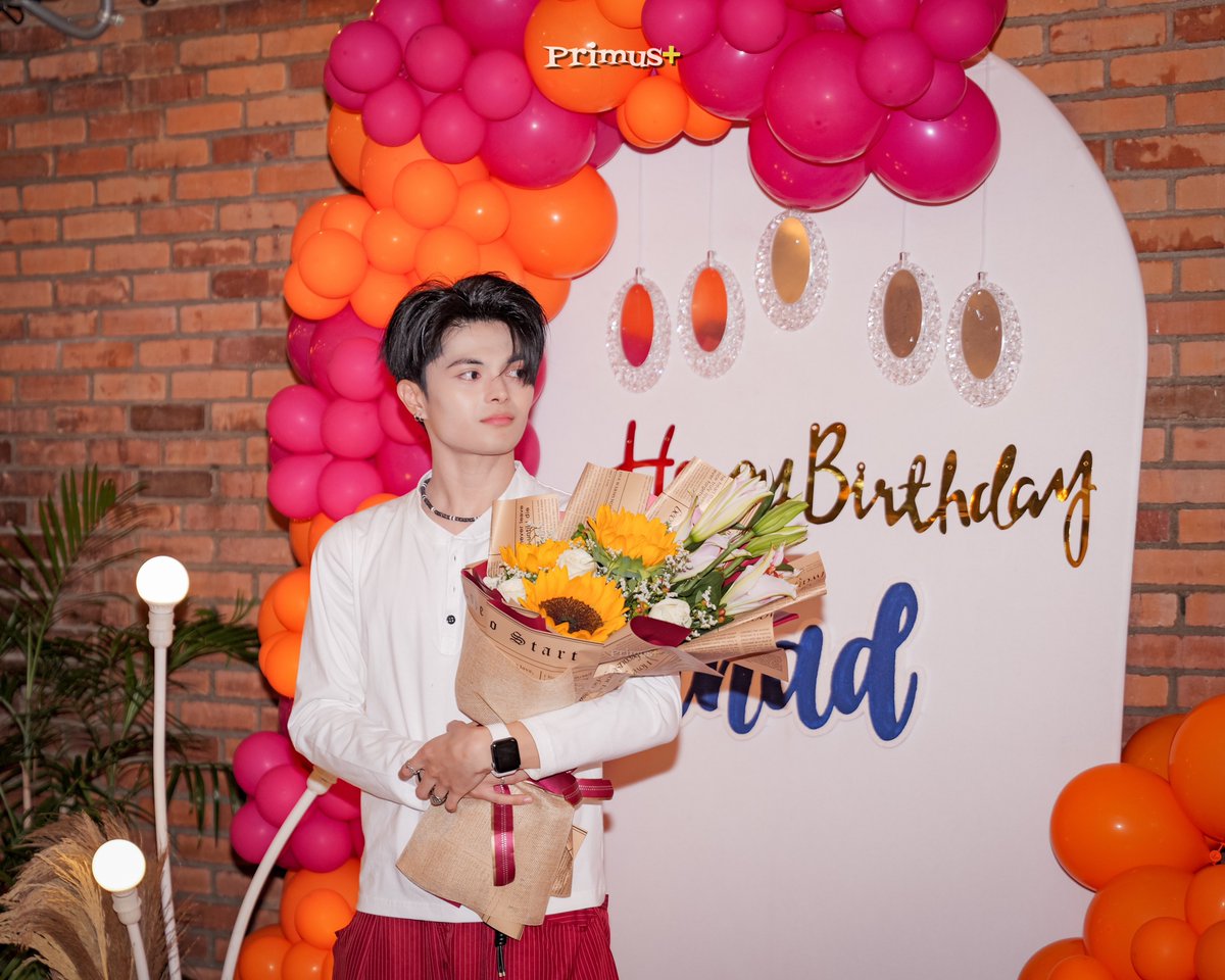 primusplus's tweet photo. 260329 📸 NEW:ID THAD
I TOLD SUNSET ABOUT THAD
📍 BRICKS AND BREW, MANILA

Happiest Birthdayyyy 🥹🤍

A SPECIAL SUN23T WITH THAD
#IToldSunsetAboutTHAD 
#HappyThadDay #THADiariesCH23

#NewID_Thad @ThadSune 
#New_ID @official_newID https://t.co/sfGAHHsAQ8
