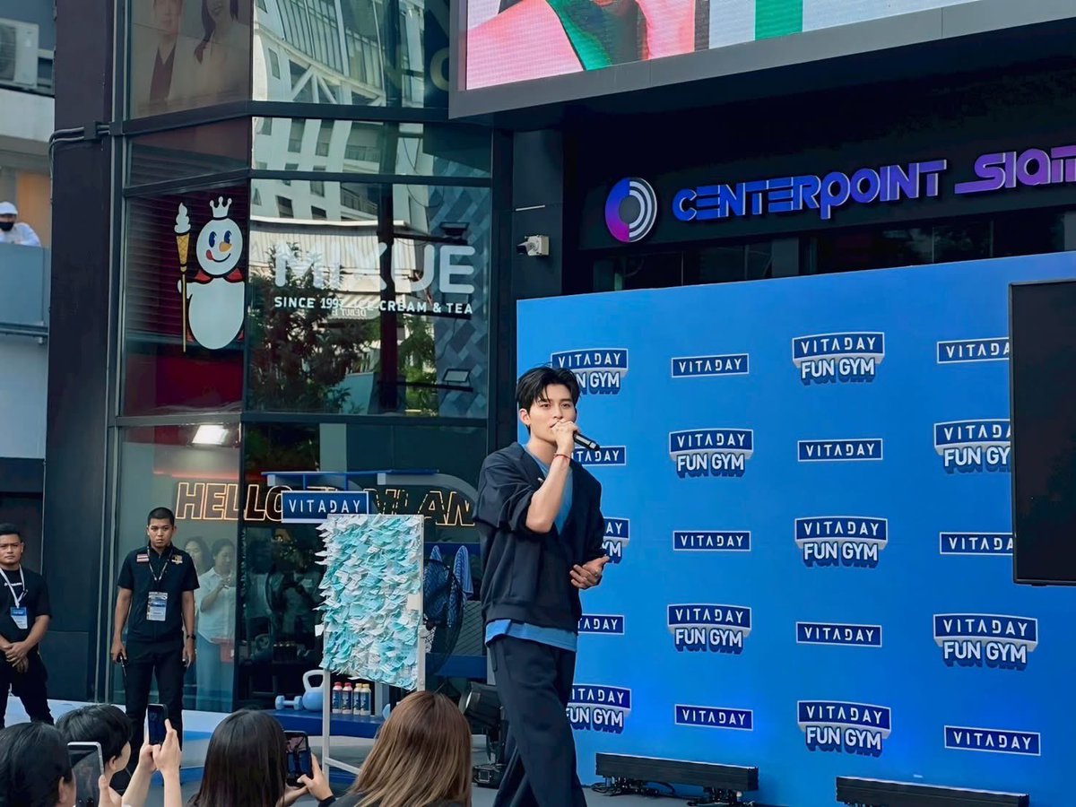 Centerpoint Siam Square tweet media