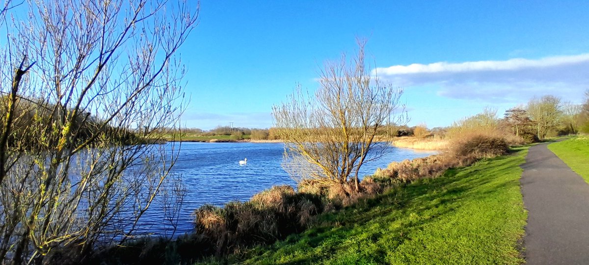 Brucemartin3's tweet photo. @kerriegosneyTV The stunningly beautiful Cleethorpes Country Park this morning ❤️🙏❤️ Please feel free to share the pictures #weatherpic @itvcalendar @IanWhiteNews @LaraRostronTV @itvweather https://t.co/CcU7B4Xksx