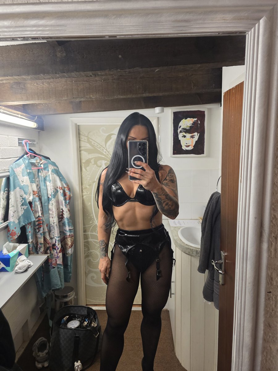 POWERFUL MISS K ✨️ tweet media