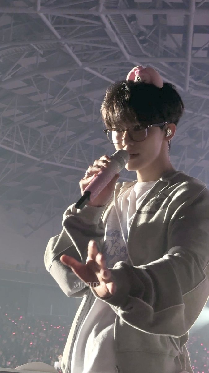 min_to_hee tweet media