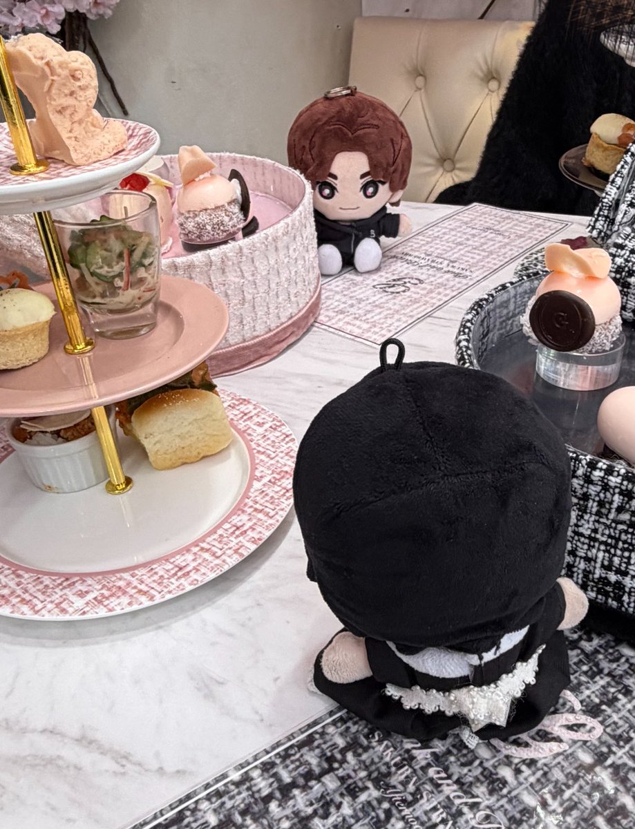 ゆーはる tweet media