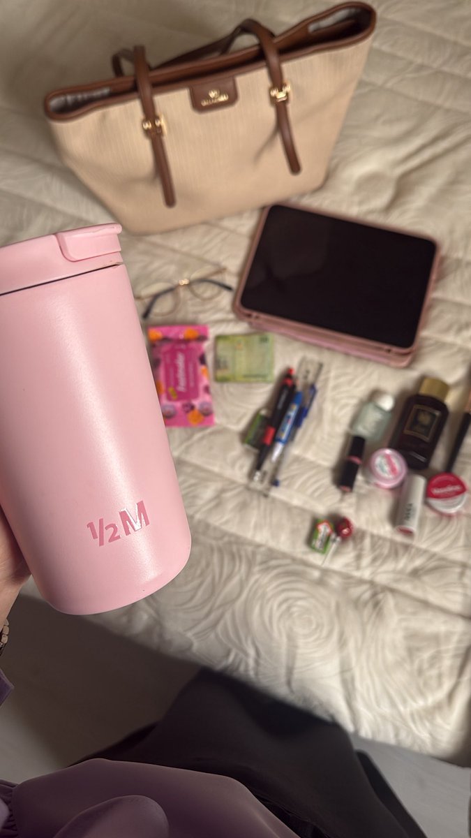 شُعلة tweet media