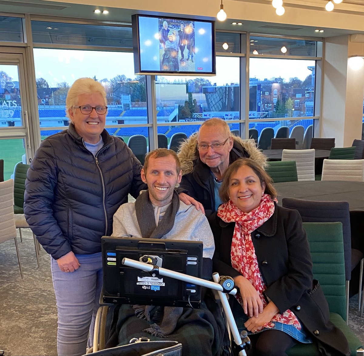 Agam Jung tweet media