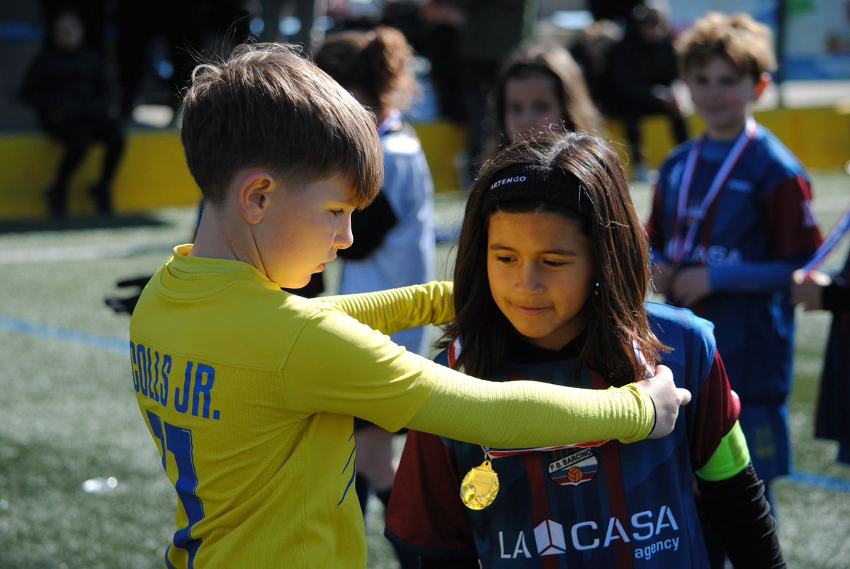 CD Fontsanta Fatjó tweet media