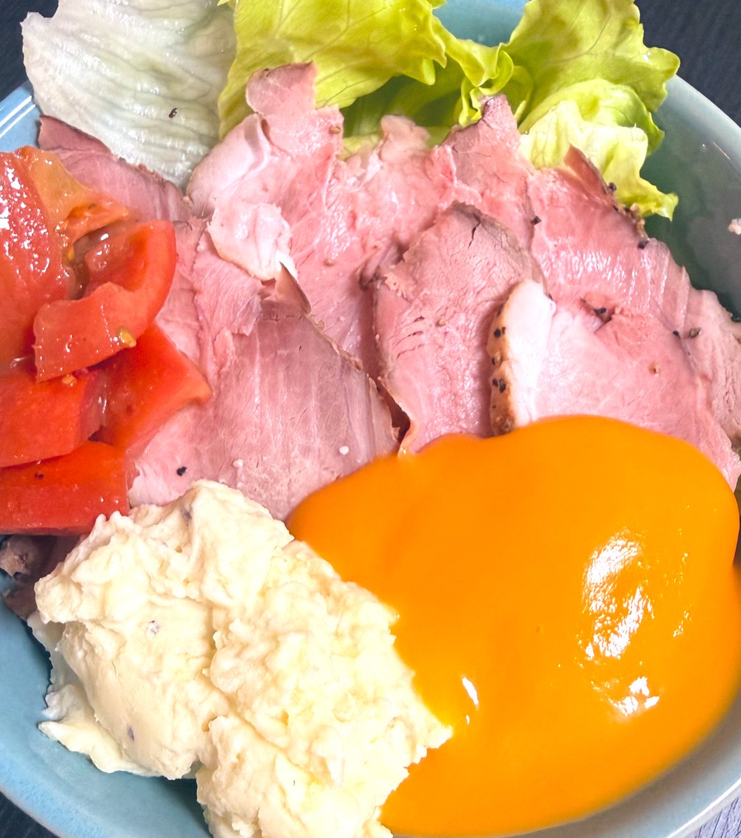 むのけい tweet media