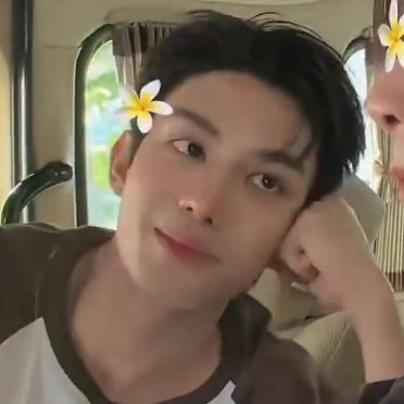 susunongnew | monday but luat is here ✩°. ⋆⸜ ⁠♡˚ tweet media