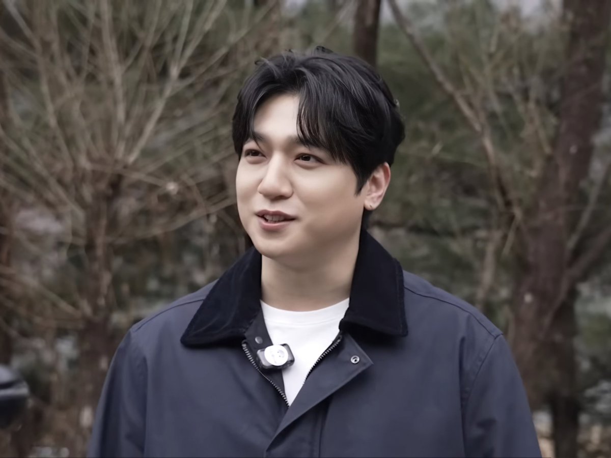 hourly sungjin tweet media