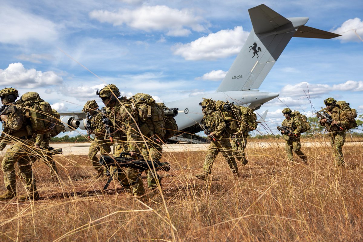 LTGEN Simon Stuart tweet media