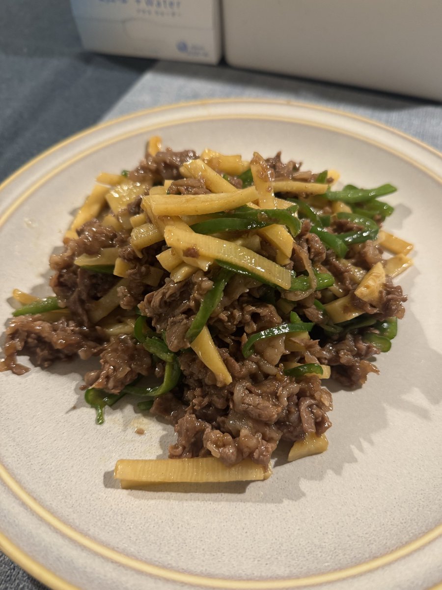 べちか tweet media