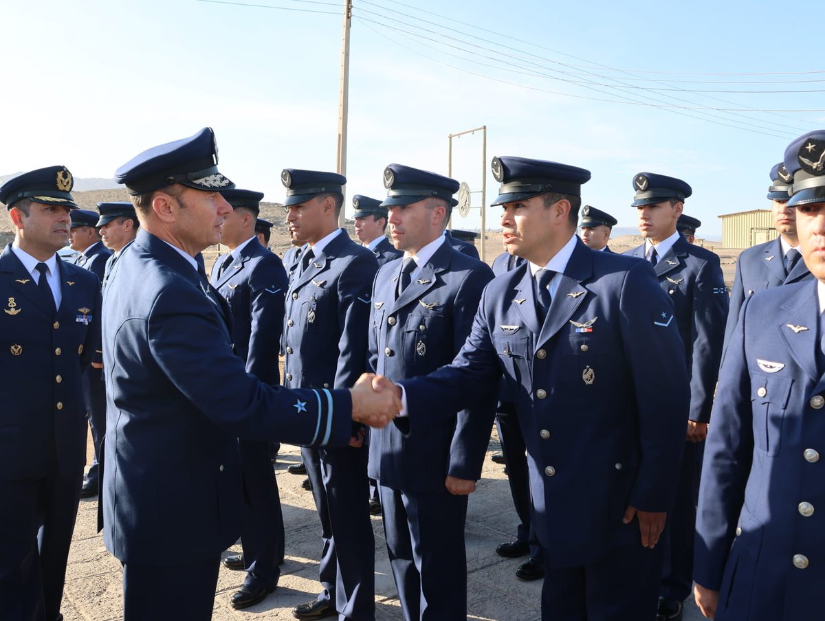 Fuerza Aérea de Chile tweet media