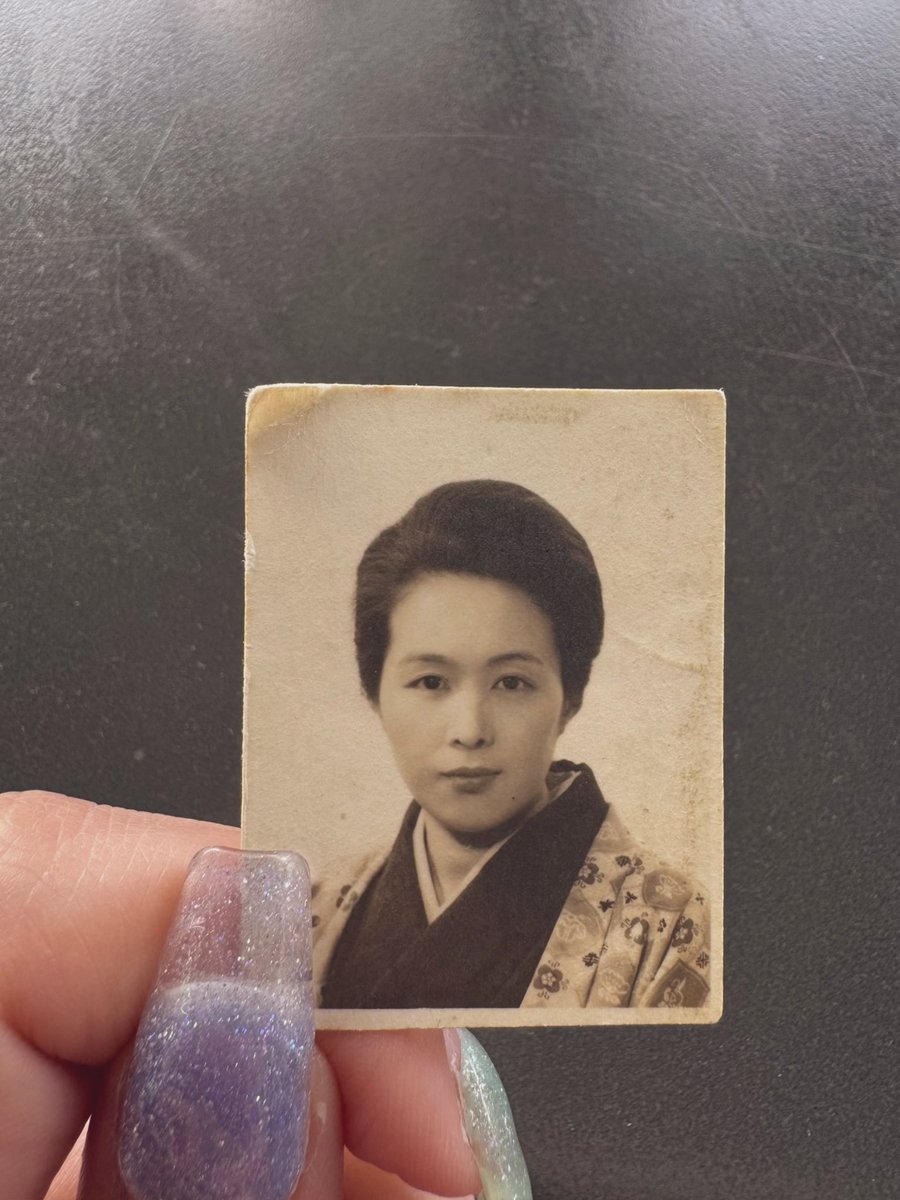 Airu Kelly🌺 tweet media