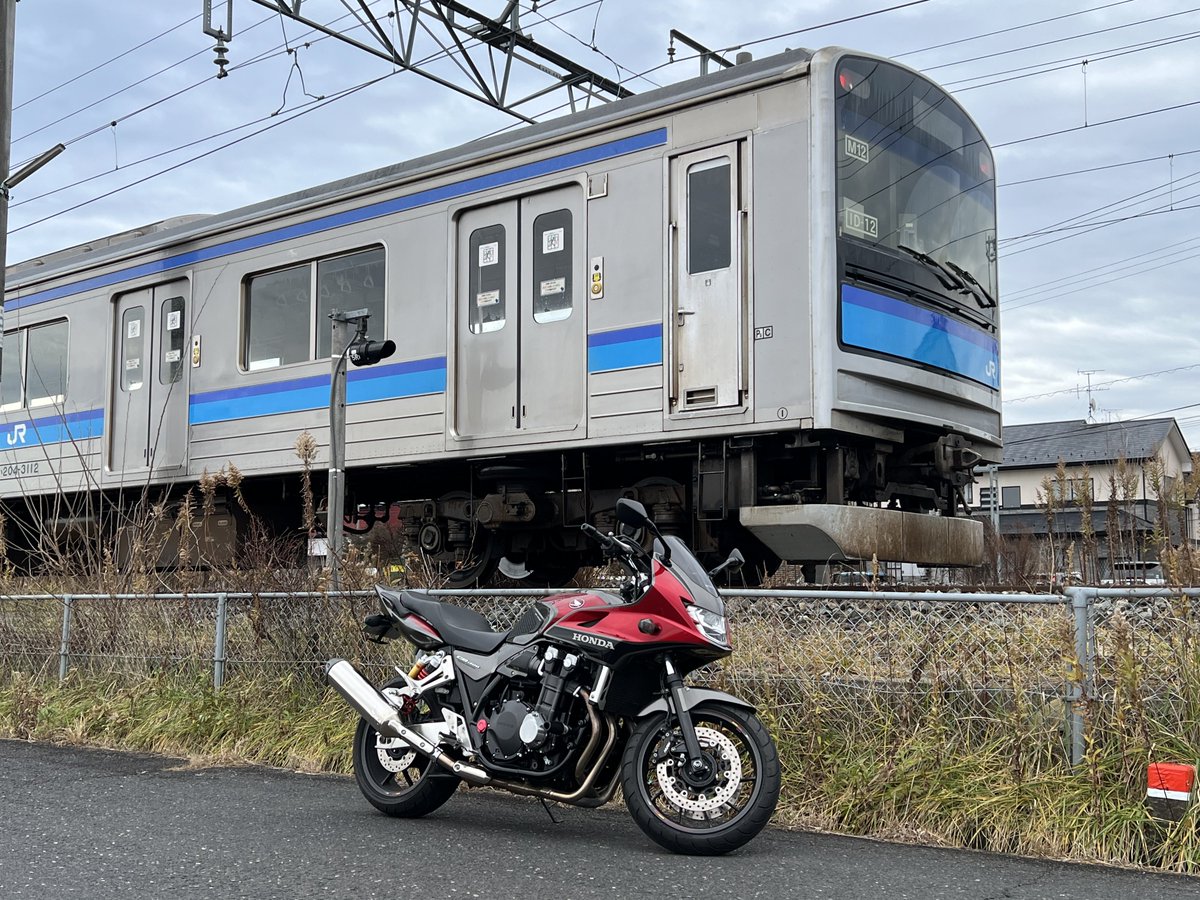 新スカイブルー tweet media