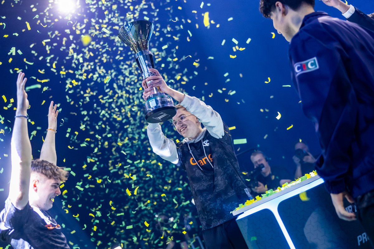 Rocket Baguette tweet media