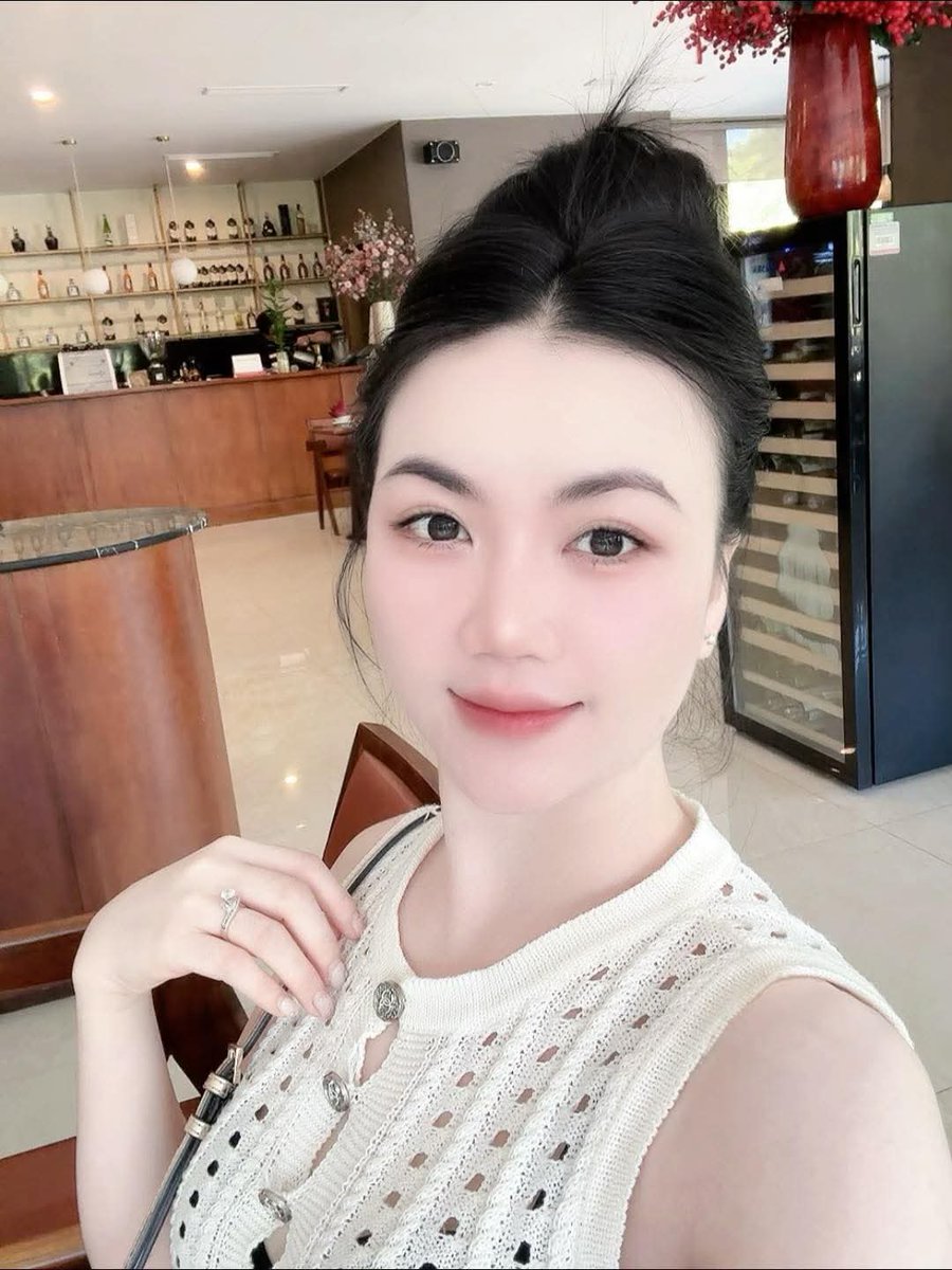 Thi Queen tweet media