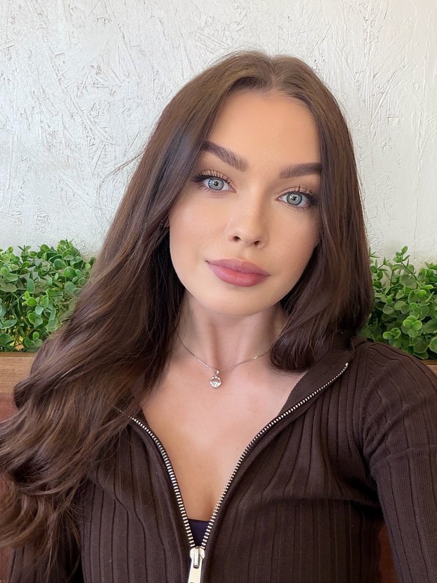 Dana🐣 tweet media