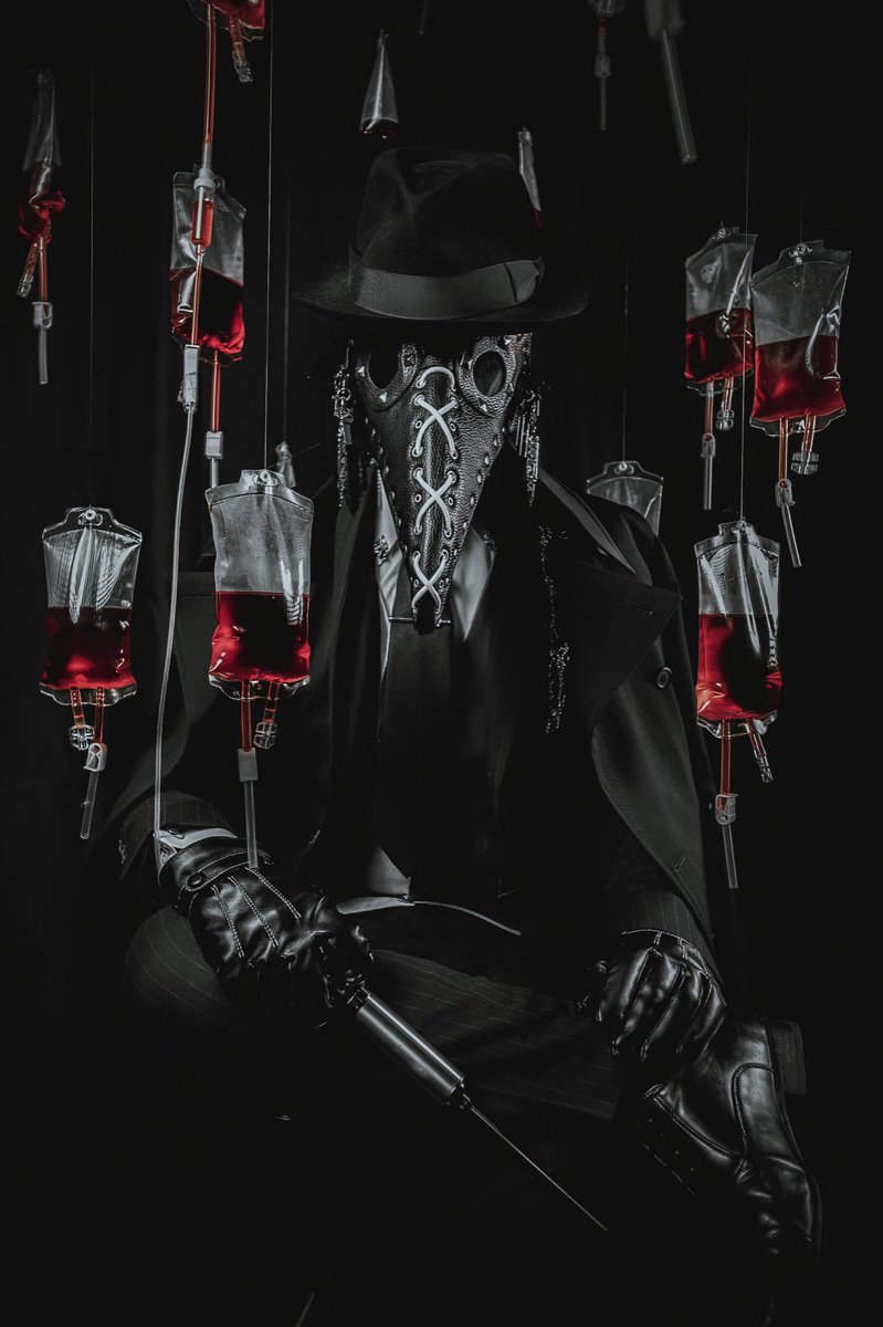 黒いお面 tweet media