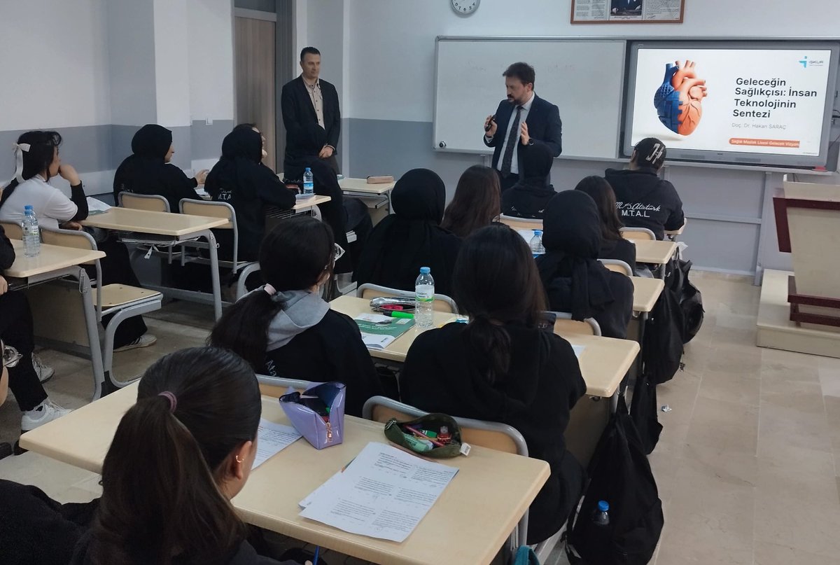 iskursivas's tweet photo. Sivas Mustafa Kemal Atatürk Mesleki Teknik Anadolu Lisesi son sınıf öğrencilerine, Meslek Danışmanlığı birimimizce nitelikli işgücünün yönlendirilmesi ve kariyer gelişiminin sağlanması amacıyla danışmanlık hizmeti sunulmuştur. @TurkiyeIsKurumu https://t.co/zM1MfBsv3E