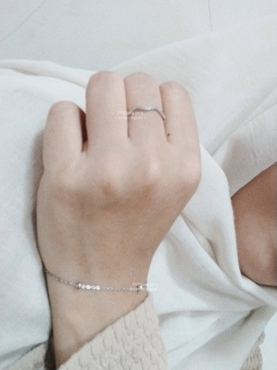 alëyya 𓍯 | 안녕! tweet media