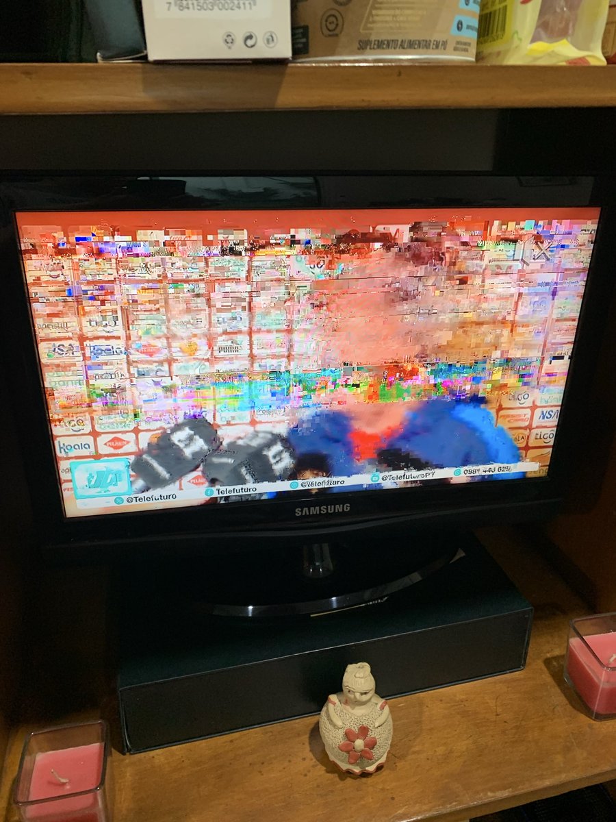 drfito62's tweet photo. @TigoParaguay esta es la señal que estoy recibiendo. Ya intenté una visita técnica porque mis decos y mi router ya son viejos. Internet lento. Pero en atención al cliente se niegan https://t.co/uZEVJmblqh