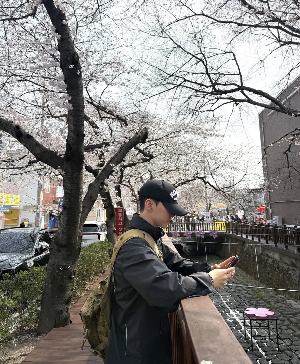 𝑿𝒖 tweet media