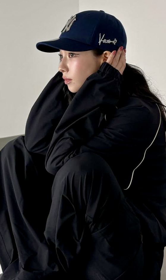 ✨🧢เปิดหิ้วหมวก​ MLB KARINA EDITION : VOL.2  1,400฿ (ส่งฟรีในไทย)
** เปิดรับแค่10ใบ​ (เหลือ6)​ ปิด31/3/69 **
💖พิเศษสั่ง2ใบแถมโปสเตอร์คาริน่า
📮ส่งในไทย 5/4/69

#รับหิ้วเกาหลี #หิ้วเกาหลี #ตลาดนัดaespa​ #หมวกmlb #ตลาดนัดnewjeans #ตลาดนัดnct #ตลาดนัดRIIZE #ตลาดนัดhearts2hearts