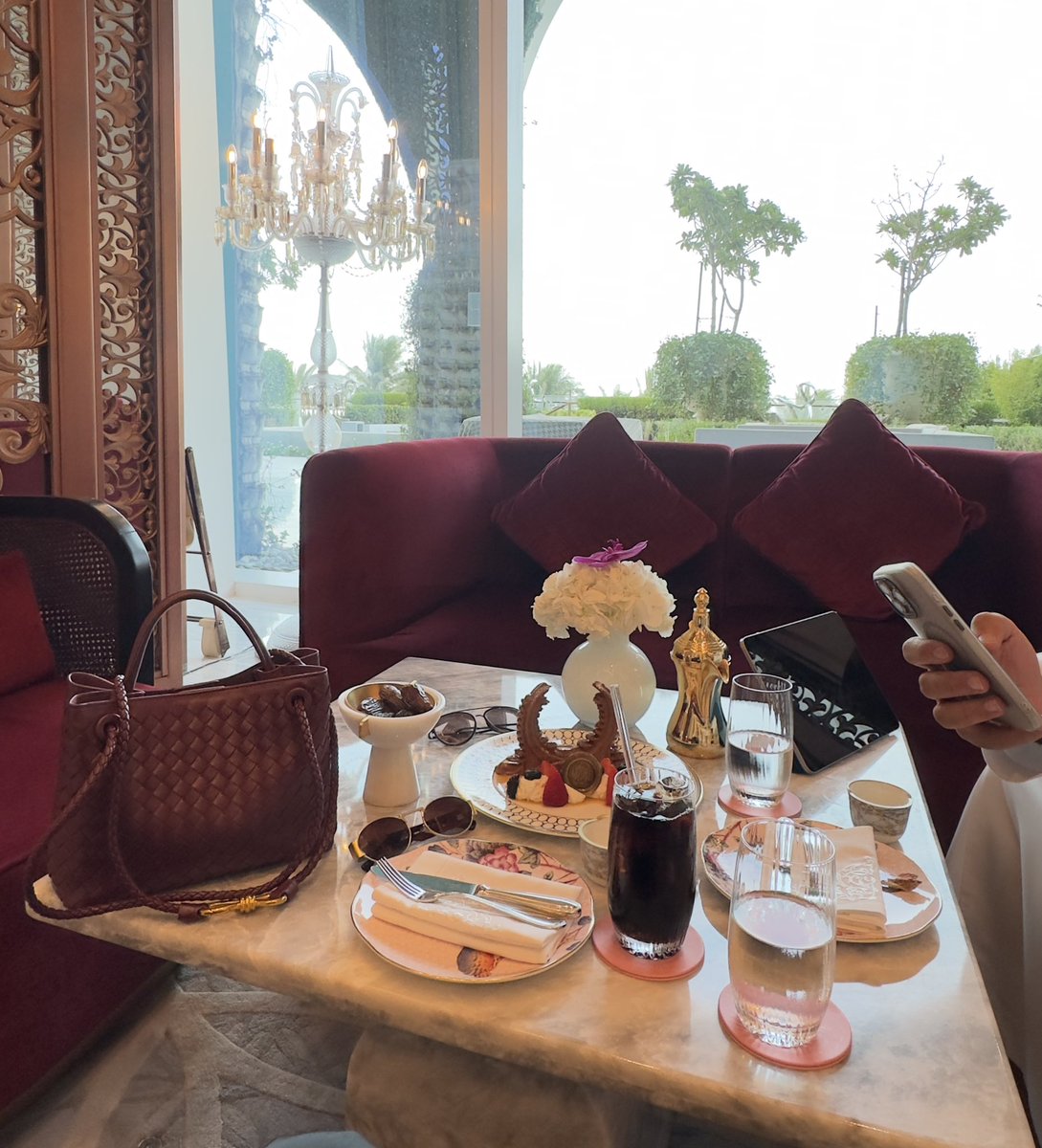 nourrrr_bo's tweet photo. من عرفتك سابقٍ خيرك قبل ما اوصل لك 
و فاتحٍ بيبانك و صدرك مشرّع كله 
البقى في وجهك ، و في مرحباك ، و كلّك
لين ما يبقى على الدنيا سوى وجه الله ❤️💍 https://t.co/IbBCOmYZHU