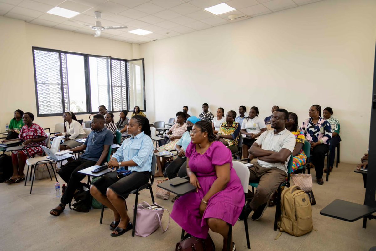 Uni. of Environment and Sustainable Development. tweet media