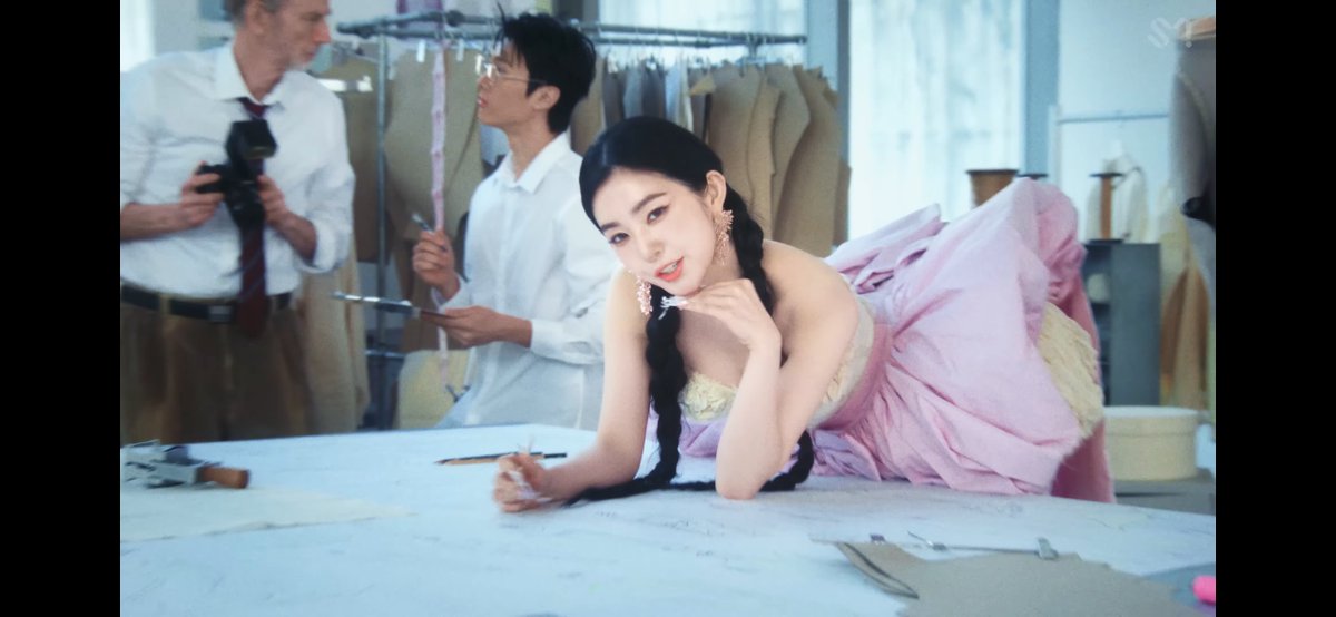 evie ౨ৎ tweet media