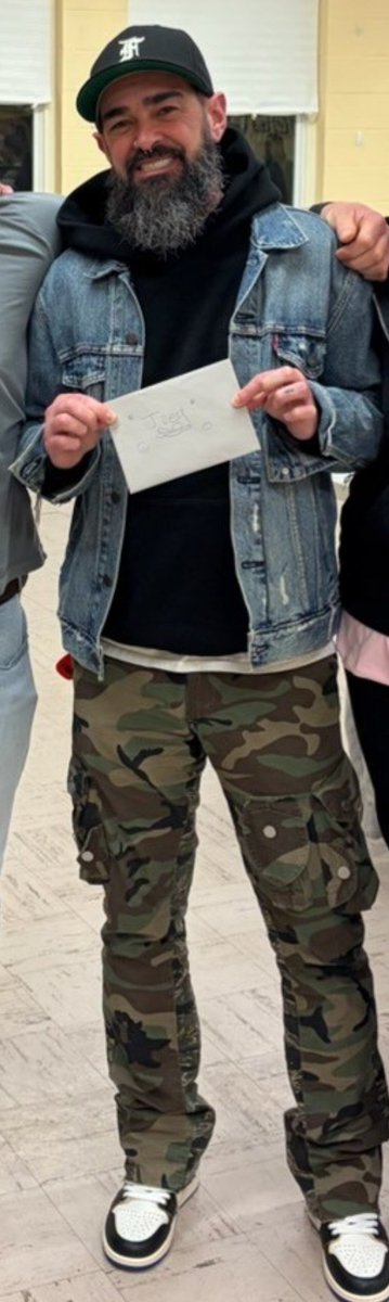 Joey Raymond tweet media