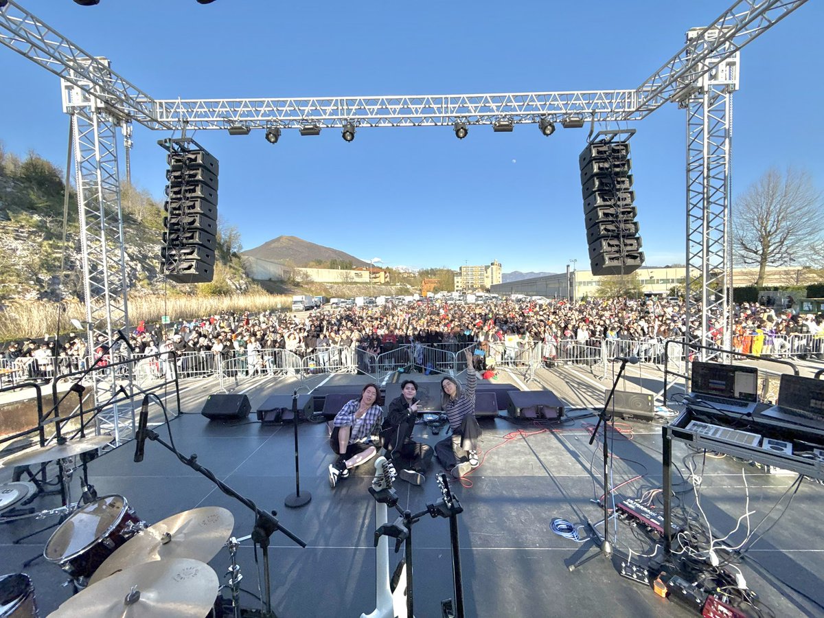 CLOUDIAN tweet media