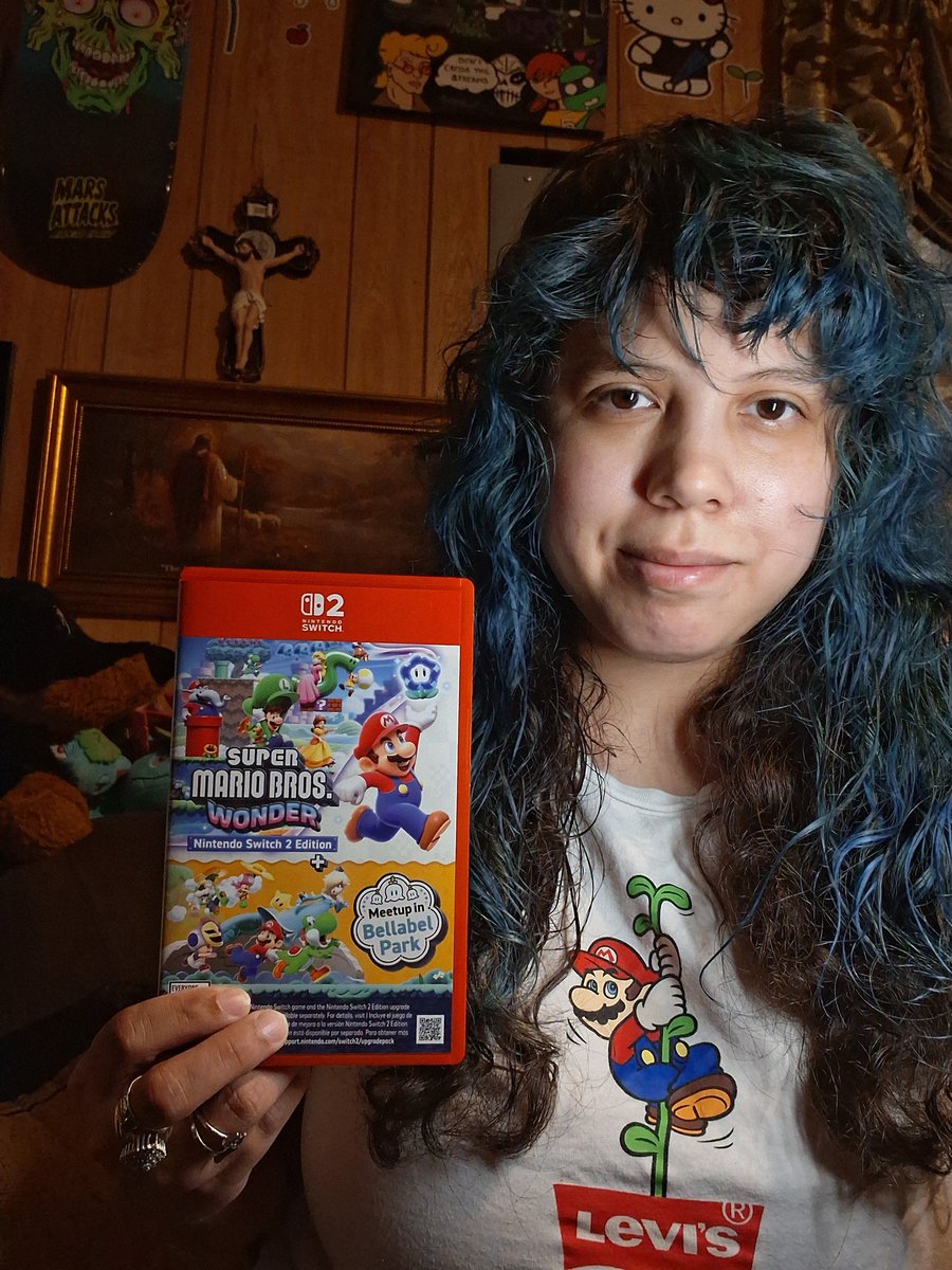 Lisa pizza tweet media