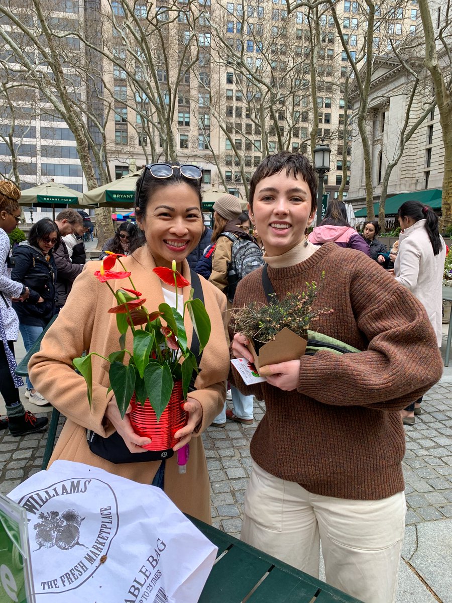 Bryant Park tweet media