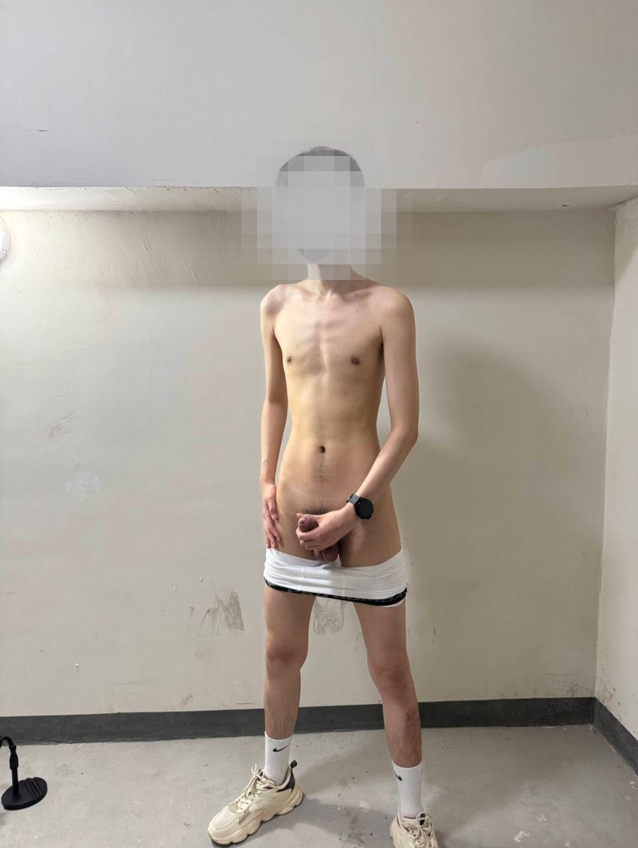 男高中生 tweet media