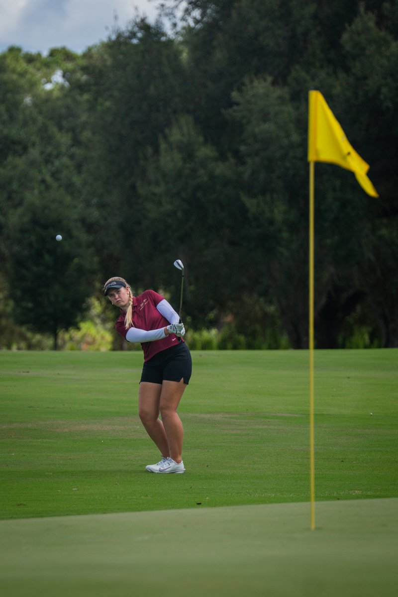 FSUGolf's tweet image. Alexandra Gazzoli &amp;amp; Haruhi Nakatani are 1st &amp;amp; 2nd thru 10 as the #Noles have the early lead at 4-under

1. Gazzoli -4
t2. Nakatani -2
t19. Russell +1
t19. Davis +1
t19. Fullbrook+1
t19. Pedrique +1

#NoleFamily