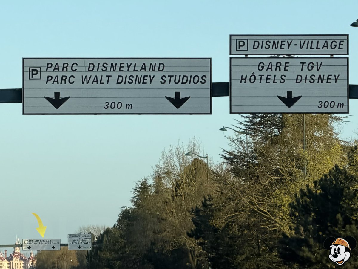 DLPWorks's tweet image. [Live] 🚧ℹ️ Signage Transition to Disney Adventure World underway!

➡️ Many signs across the resort have already been updated to reflect #DisneyAdventureWorld 
➖ The New logo is visible in Fantasia Gardens, in the guests parking area, or of course on information boards within